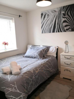 Garden View Ensuite Room with Free Off-Street Parking in Kettering, Kettering